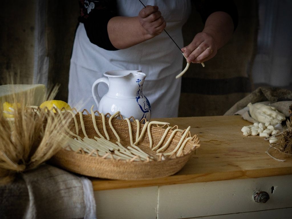 turismo-esperienziale-enogastronomia